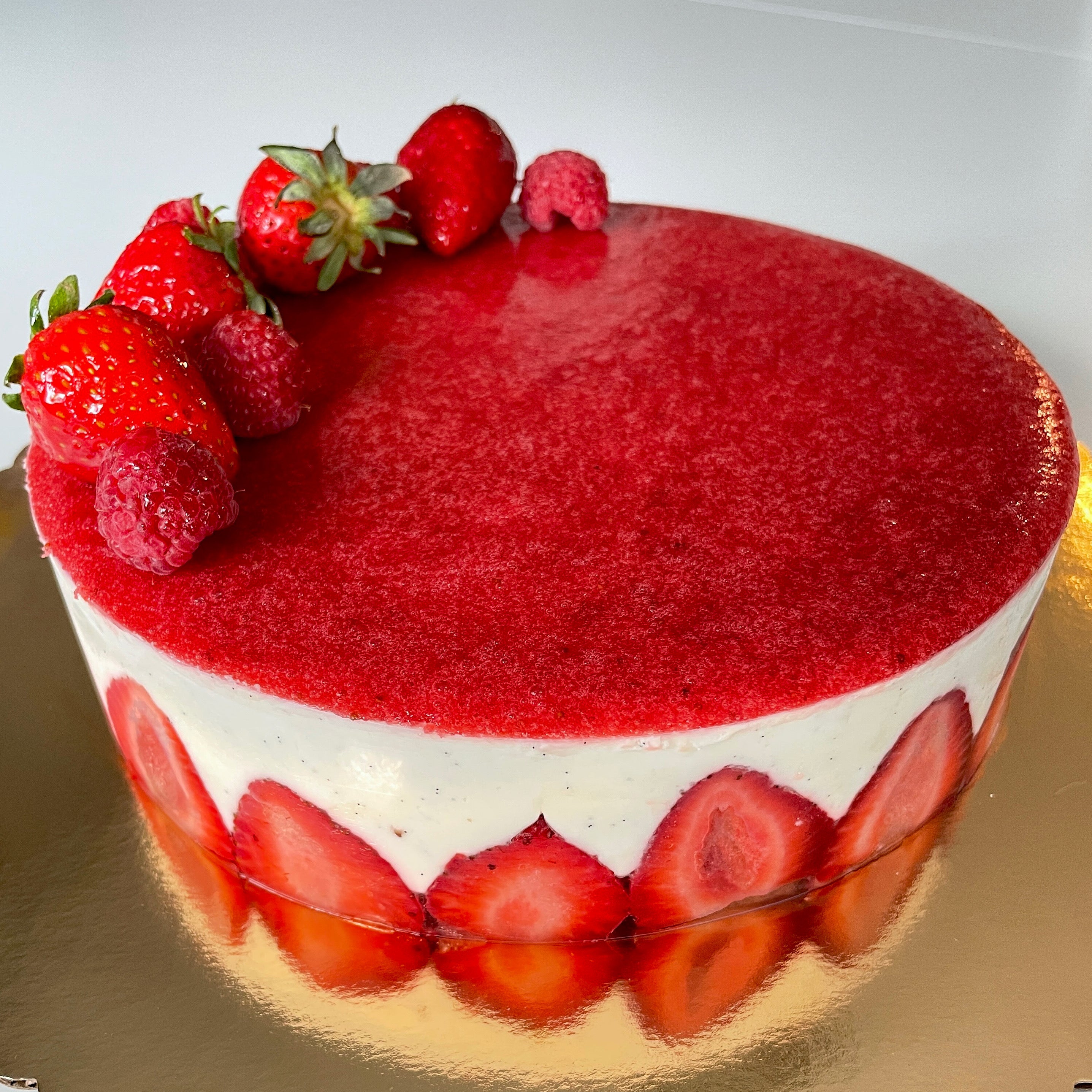 Master the Fraisier – Group Workshop with Chef Thibault Livernette (in-person - 2.5 hrs)