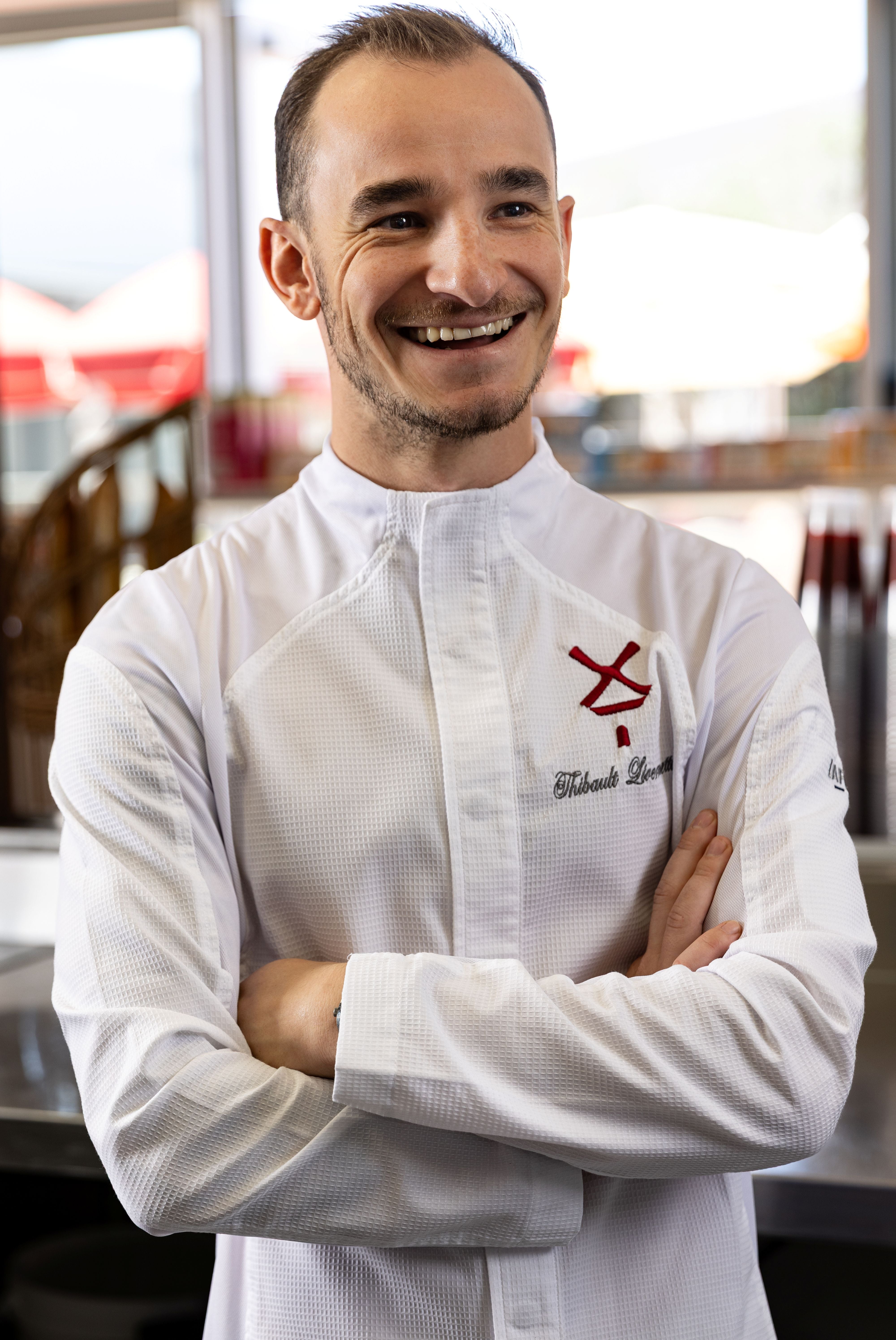 Master Macarons – One-on-One session with Chef Thibault Livernette (online - 1.5 hours)